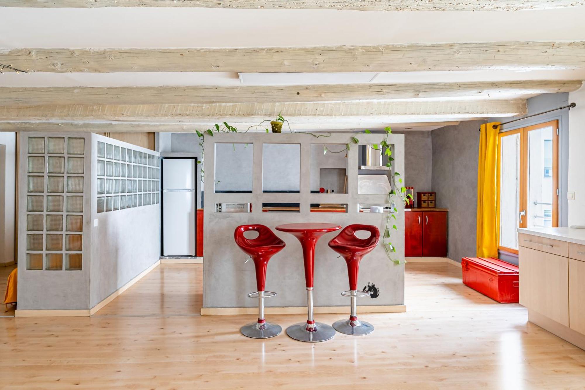 Dina Great Big Appartment - 6 Pers With Overhead Projector Marseille Exteriör bild