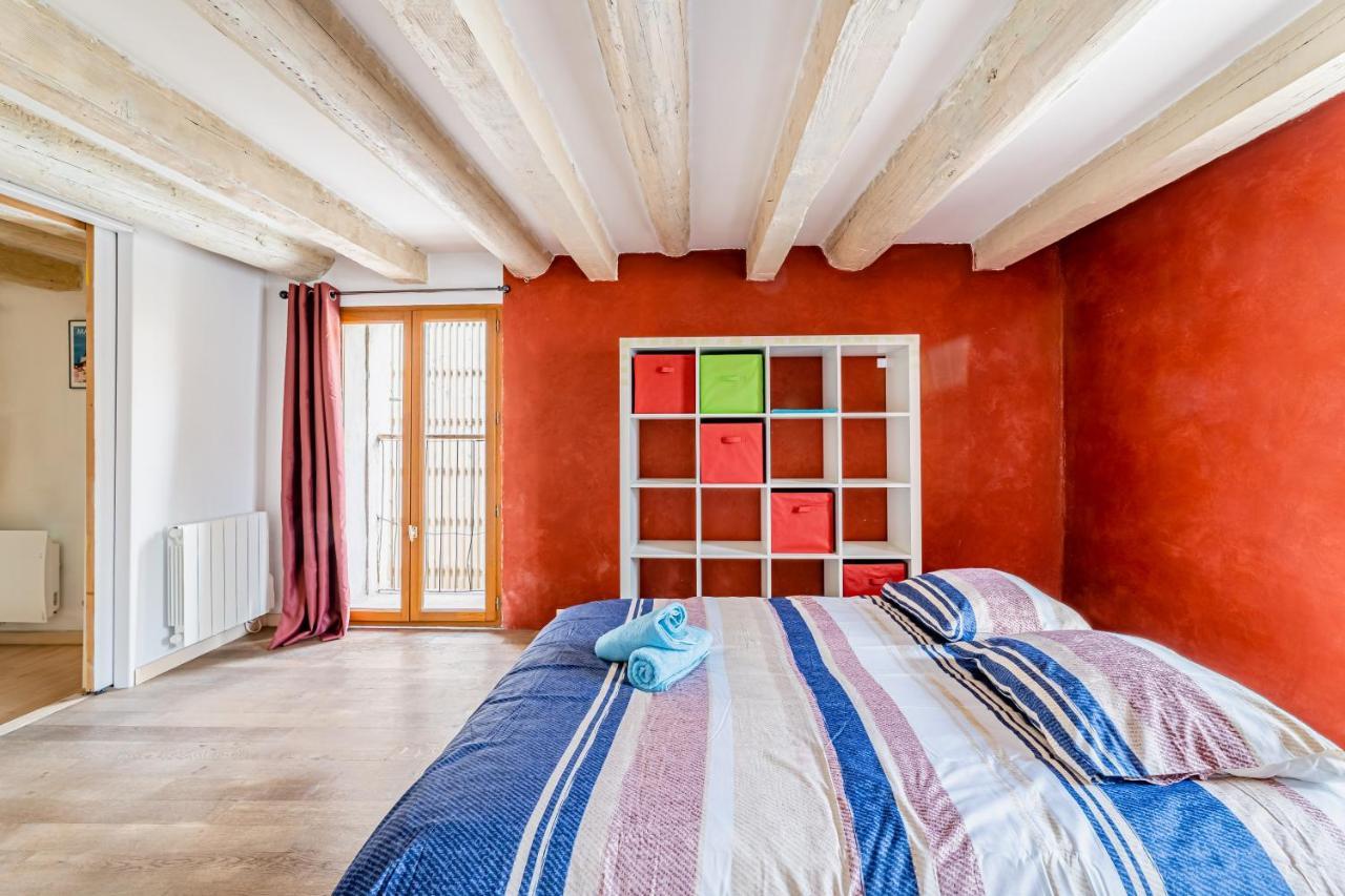 Dina Great Big Appartment - 6 Pers With Overhead Projector Marseille Exteriör bild